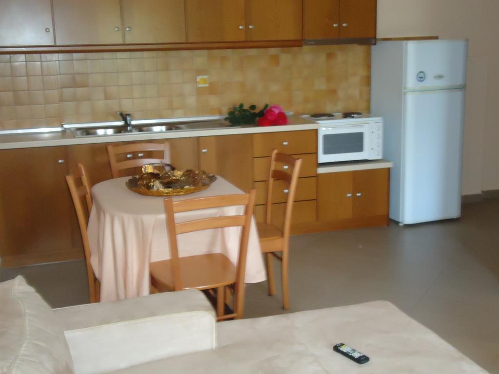 Almini Apartments ปลาตาเรีย ภายนอก รูปภาพ